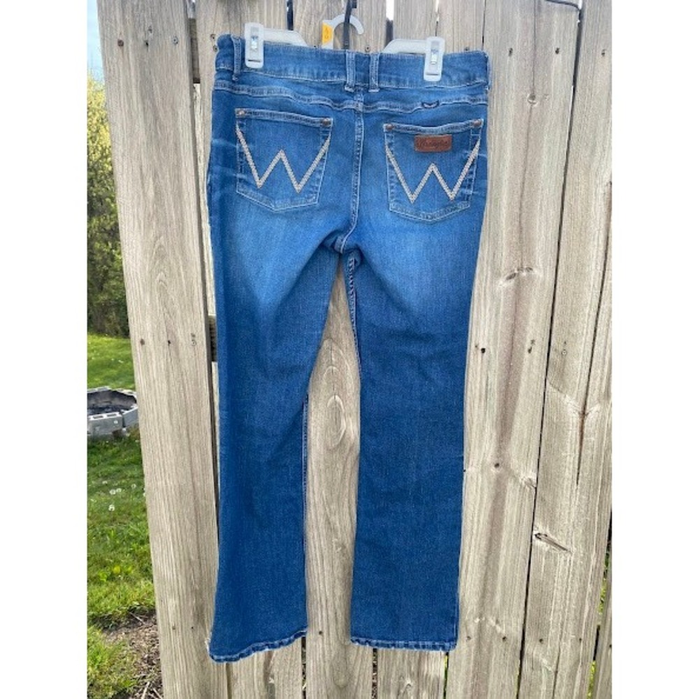 Wrangler Womens Boot Cut Jeans Medium Wash Blue Denim Size 11/13 1009MWZPV - Picture 7 of 9